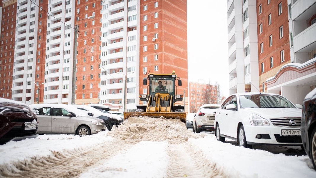 Свыше 190 тыс. кубометров снега вывезли со дворов в Подмосковье