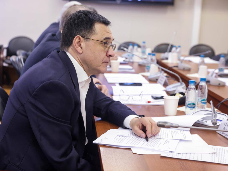 Валерий Селезнёв: ЛДПР защитит семьи от кредитного рабства!