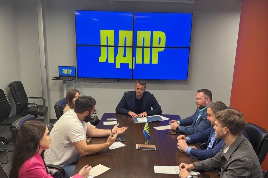 Круглый стол в Мособлдуме: кадровый дефицит в медицине под контролем ЛДПР