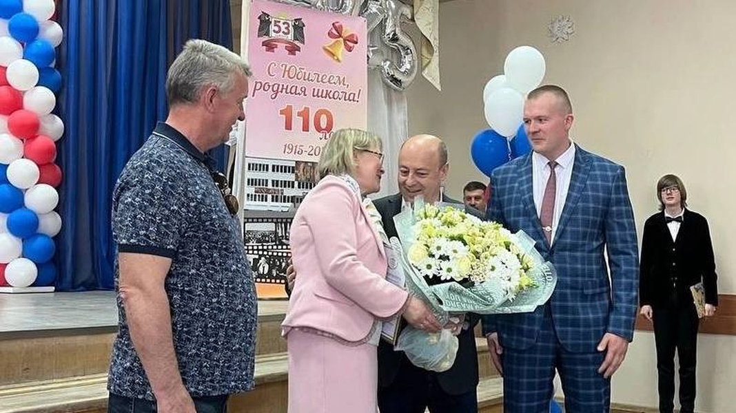 Поздравления выпускникам от ЛДПР: последний звонок – старт новой жизни!