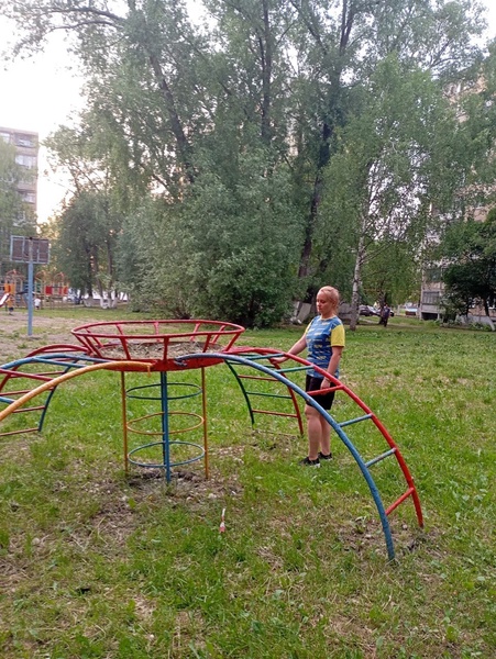 ЛДПР проверяет безопасность детских площадок после жалоб