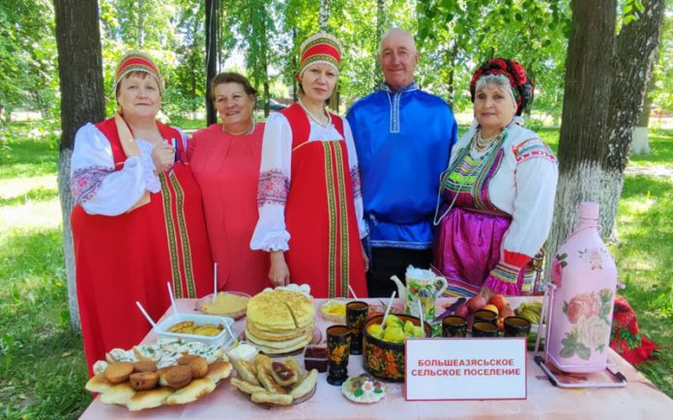 Троица в ковылкино 2024. Ковылкино Республика Мордовия. Мордовские национальные праздники.