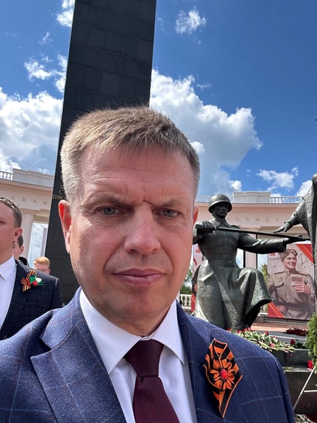 Депутат ЛДПР Евгений Тюрин принял участие в параде Победы, посвященном 80-летию
