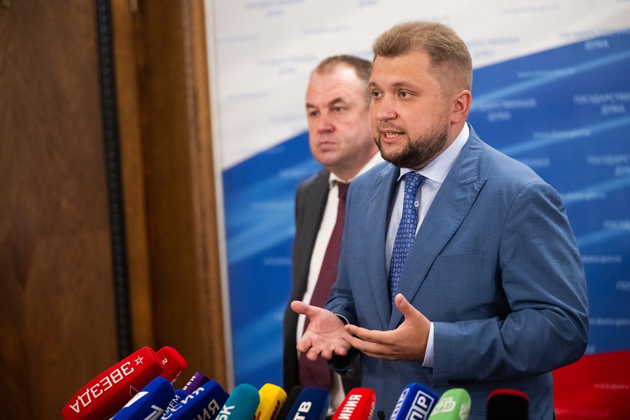 Борис Чернышов: беременным — приоритетную парковку