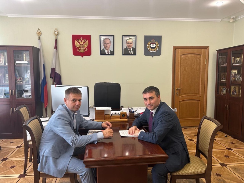Состоялась встреча депутата ЛДПР Евгения Тюрина и Министра здравоохранения РМ Олега Маркина 