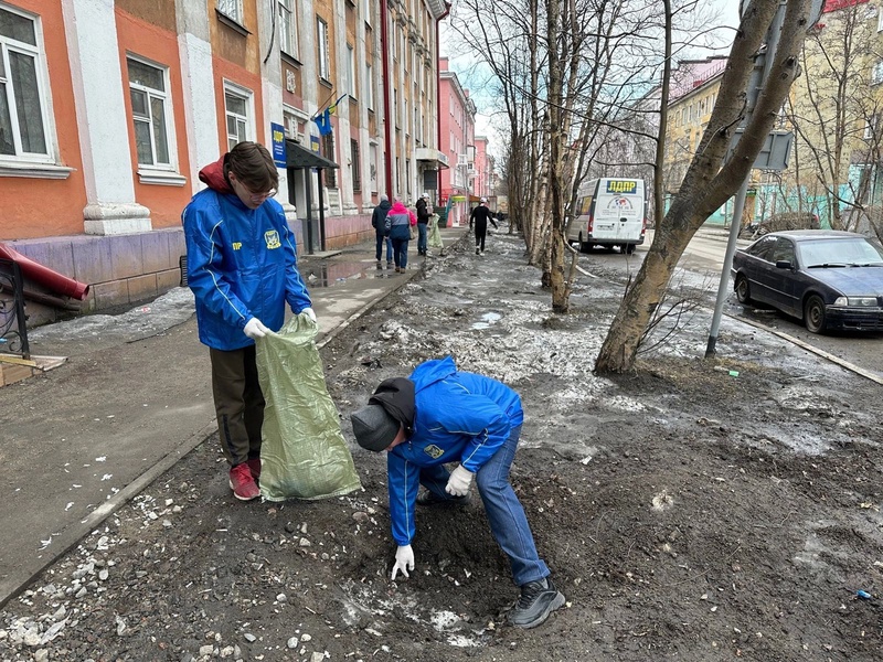 Праздник Весны и Труда вместе с ЛДПР