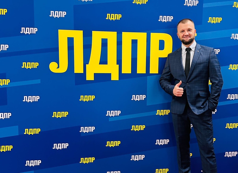 Депутат от ЛДПР из Мончегорска Дмитрий Мокрышев стал участником встречи с Леонидом Слуцким в Госдуме