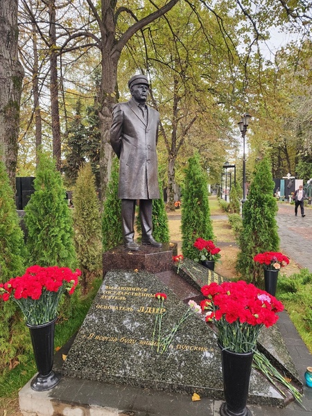 Владимир Жириновский жив в нашей памяти и сердцах