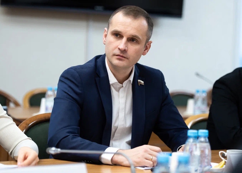 Депутат Госдумы от Фракции ЛДПР Сергей Леонов обратился к Генеральному прокурору РФ Игорю Краснову