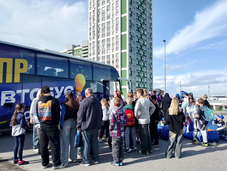 Молодёжный автобус возможностей ЛДПР завершил работу в Нижнем Новгороде