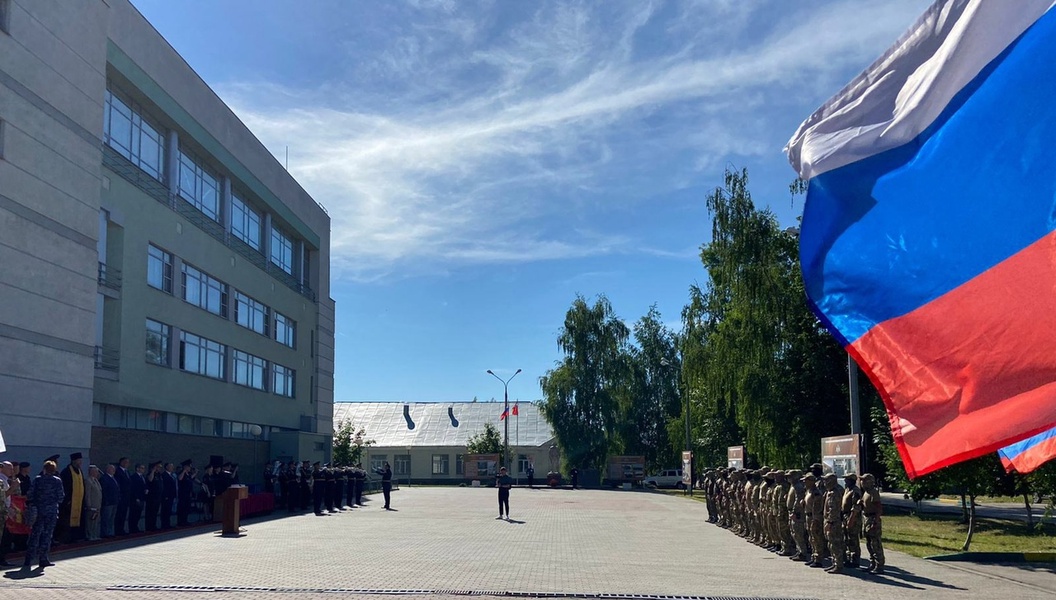Молодежь ЛДПР приняла участие во встрече солдат, вернувшихся с Украины