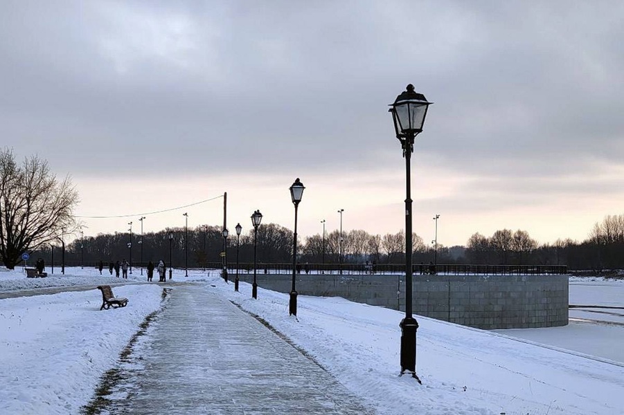 В Великом Новгороде завершили реконструкцию участка набережной Александра Невского