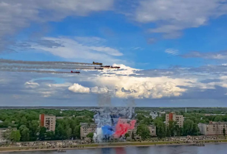 12 июня в Великом Новгороде на время перекроют пешеходный мост