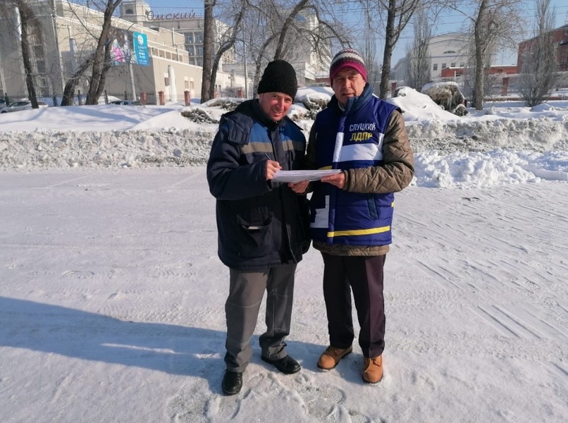 В Омске продолжается Всероссийский опрос "Скажи Слуцкому правду!"