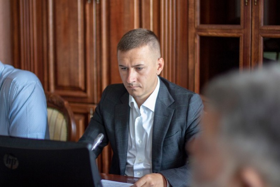 Диалог с жителями Калачинска: депутатский прием Антона Берендеева