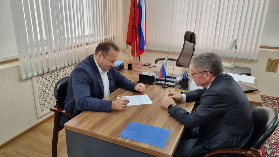 ЛДПР в Оренбуржье подписала соглашение с уполномоченным по защите прав предпринимателей