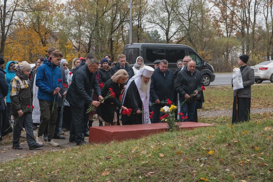 ЛДПР почтила память жертв политических репрессий в Орле