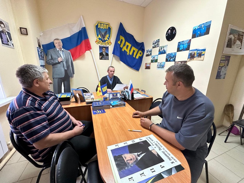 Всероссийский прием ЛДПР в Ливенском районе: диалог, забота и стремление к развитию