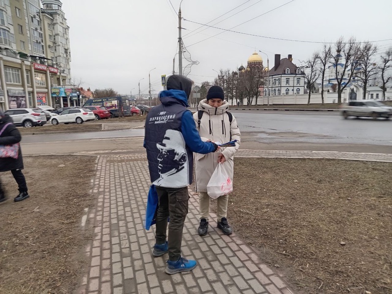 ЛДПР в Орле провела акцию в память о блокаде Ленинграда