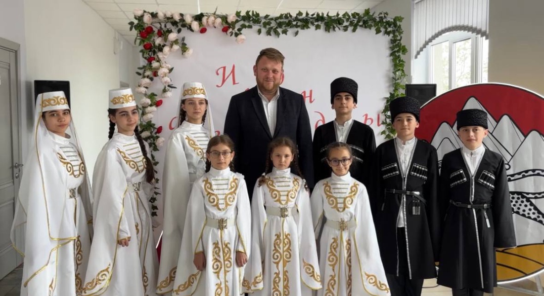В День осетинского языка и литературы — в поддержку родного слова