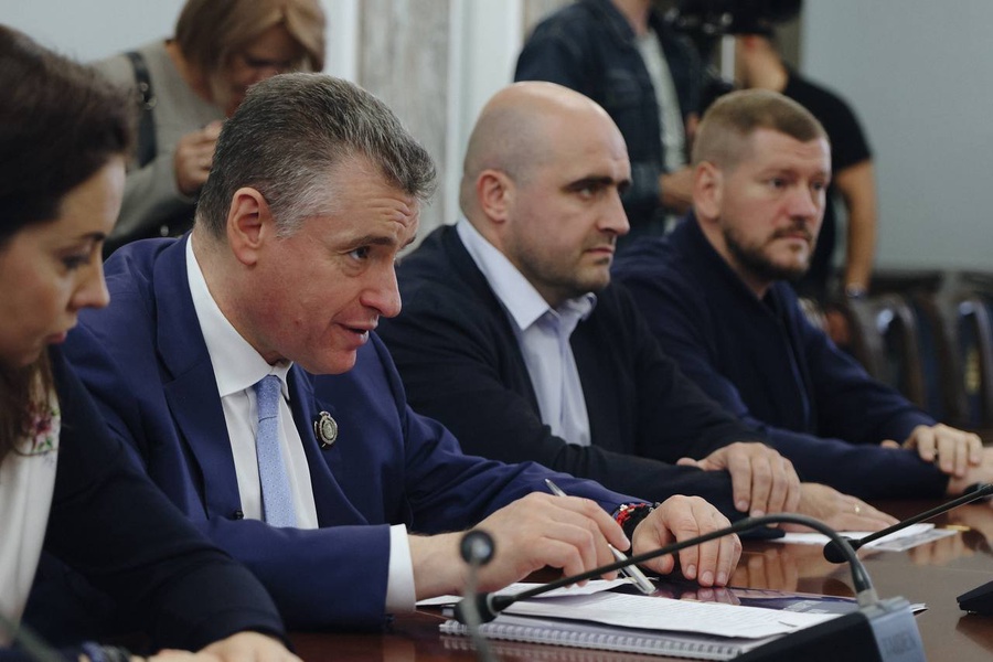 Будущее технологий и поддержка семей — в центре внимания ЛДПР