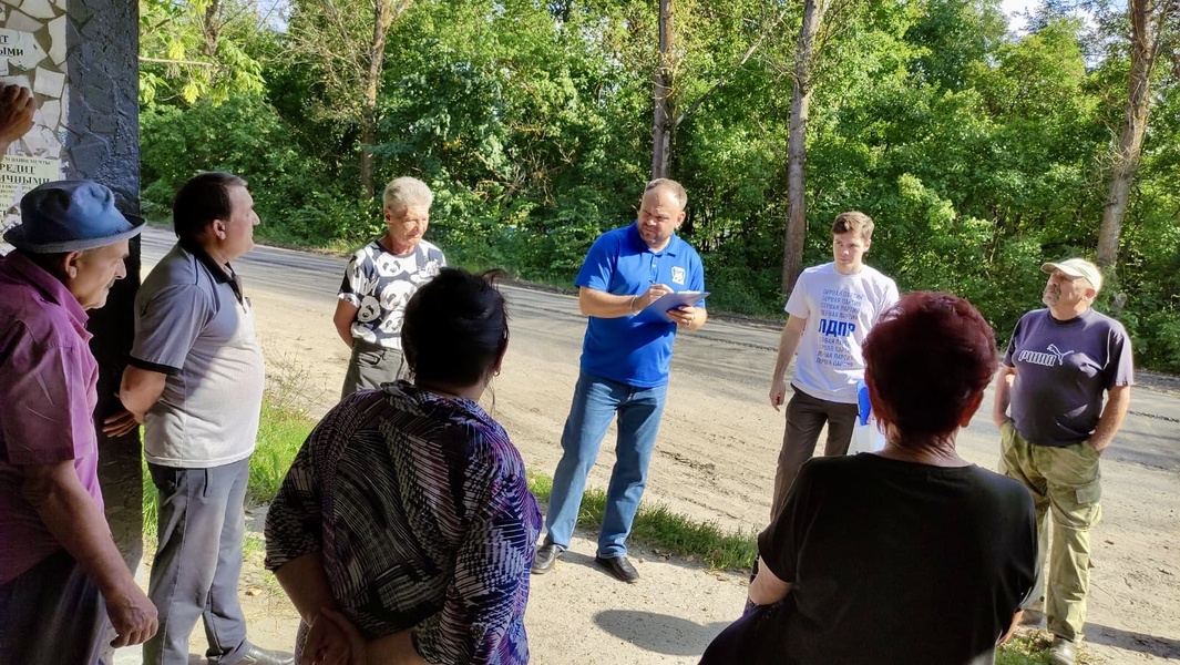 Депутат ЛДПР Александр Васильев провёл приём граждан в Кузнецке