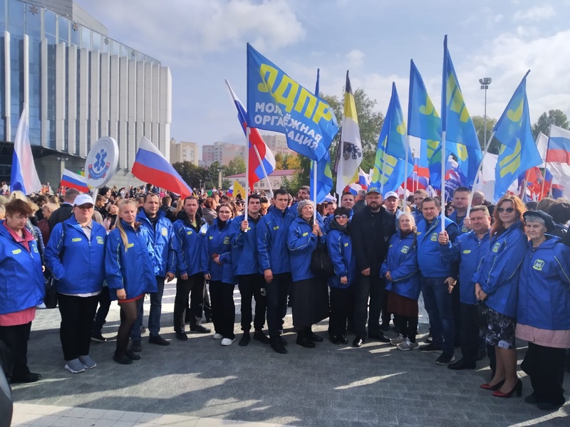 Активисты ЛДПР приняли участие в митинге-концерте «Своих не бросаем» в Пензе