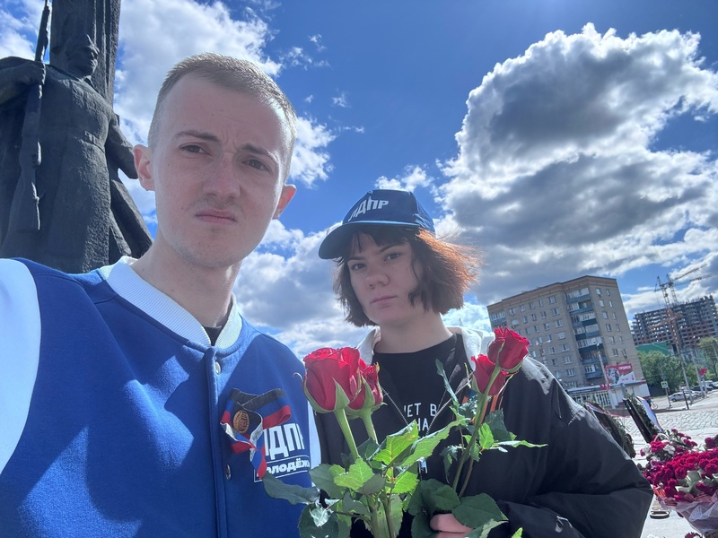 В Пензе активисты ЛДПР почтили память жителей Новороссии, погибших от рук укрофашистов