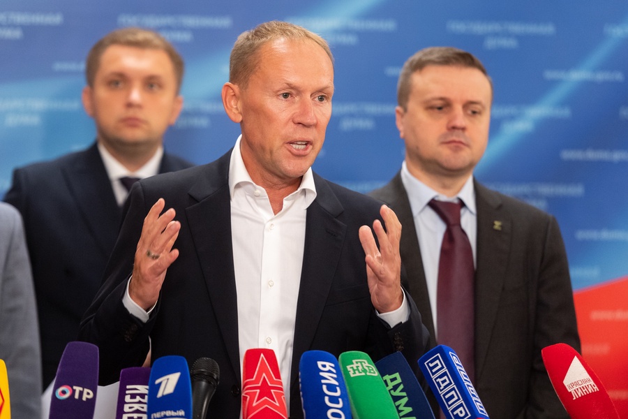 Граждане стран НАТО не готовы служить в армии, ‒ Луговой 