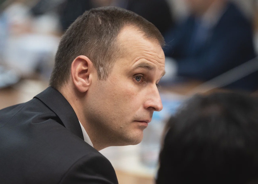 Сергей Леонов попросил Минтруд решить вопрос с выплатами для родителей инвалидов