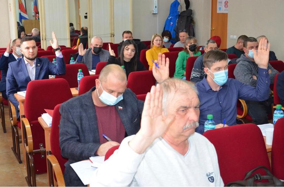 Депутат от ЛДПР Вячеслав Гнездилов принял участие в заседании Думы Спасского муниципального района