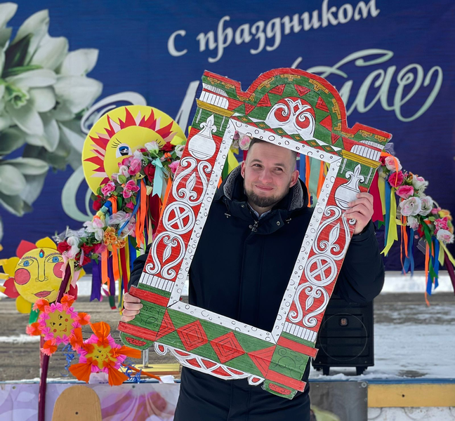 В селе Чкаловское при поддержке ЛДПР отметили Масленицу 