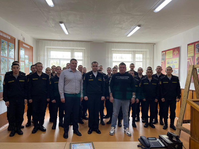 Депутат Андрей Андрейченко активно поддерживает бойцов СВО