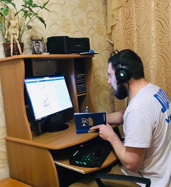 «Школа цифровой грамотности семьи» поможет родителям Приморья