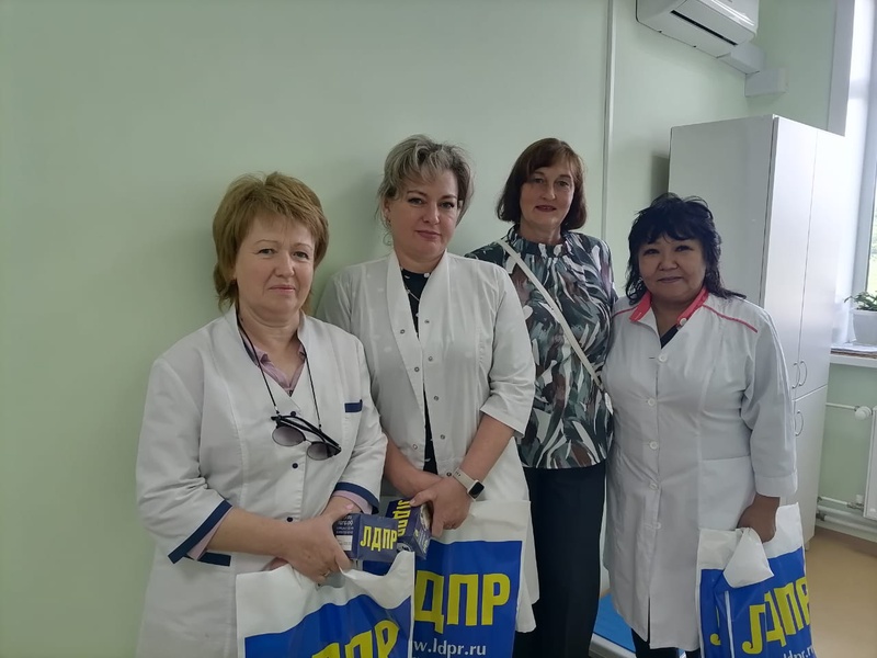 С днем медицинского работника!