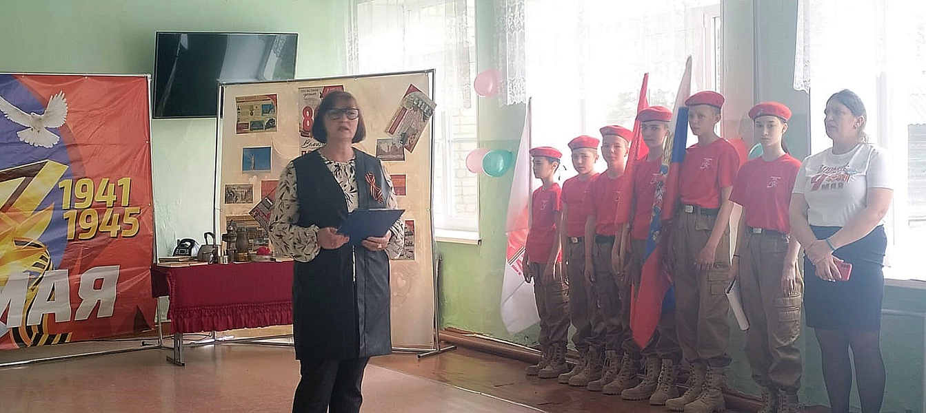 80 лет Победы: встреча поколений в сельской школе прошла при участии ЛДПР