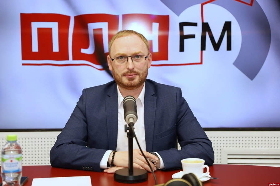 Координатор Псковского регионального отделения ЛДПР Антон Минаков получил высшую оценку своей работы