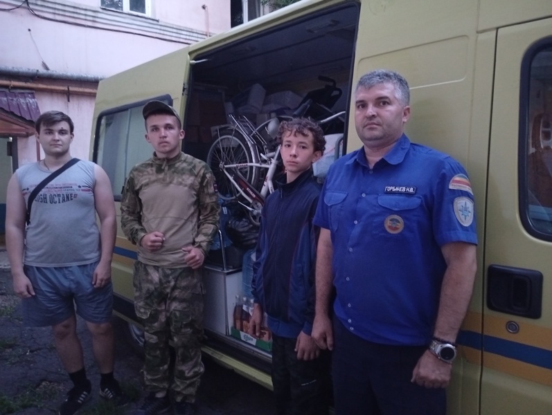 ЛДПР продолжает поддерживать российских военнослужащих