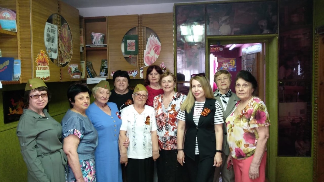 В Волгодонске представители ЛДПР почтили память героев в «Клубе ветеранов»  