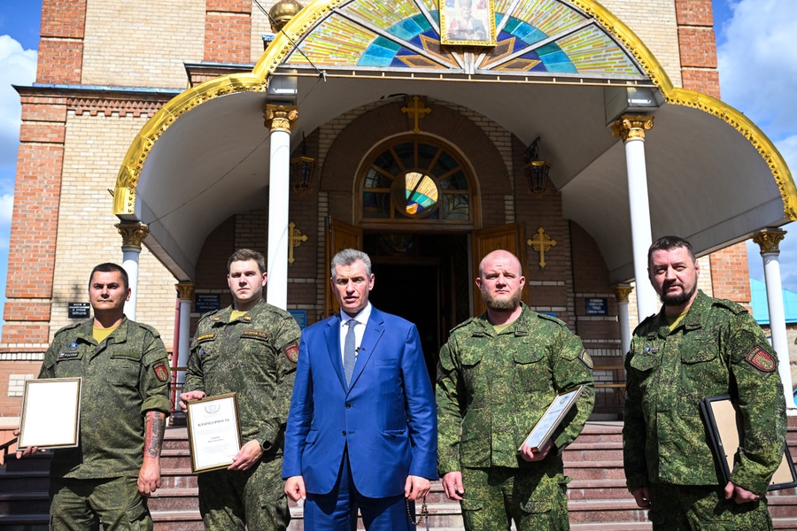 Визит Леонида Слуцкого в Мариуполь: ЛДПР протягивает руку помощи в восстановлении города
