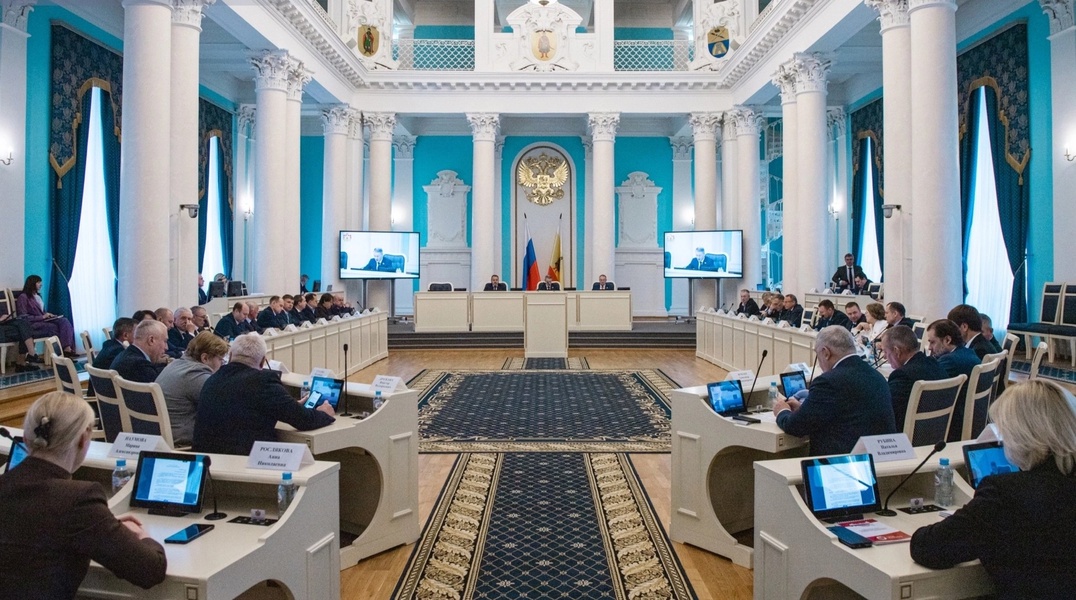 На заседании Рязанской областной Думы был принят законопроект о Дне многодетной семьи