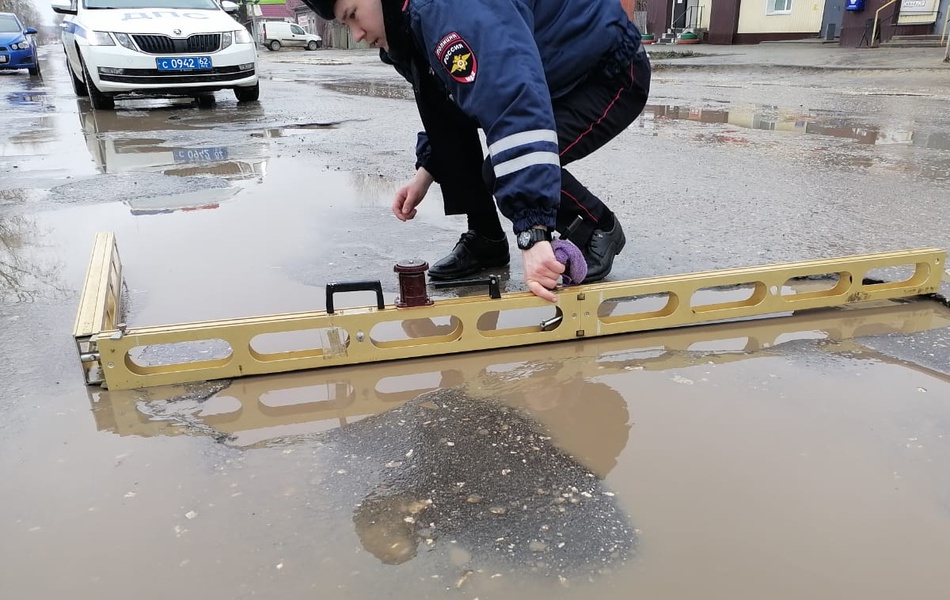 Касимовский парадокс: ямы есть, а руководителей нет. ЛДПР считает - надо наоборот!