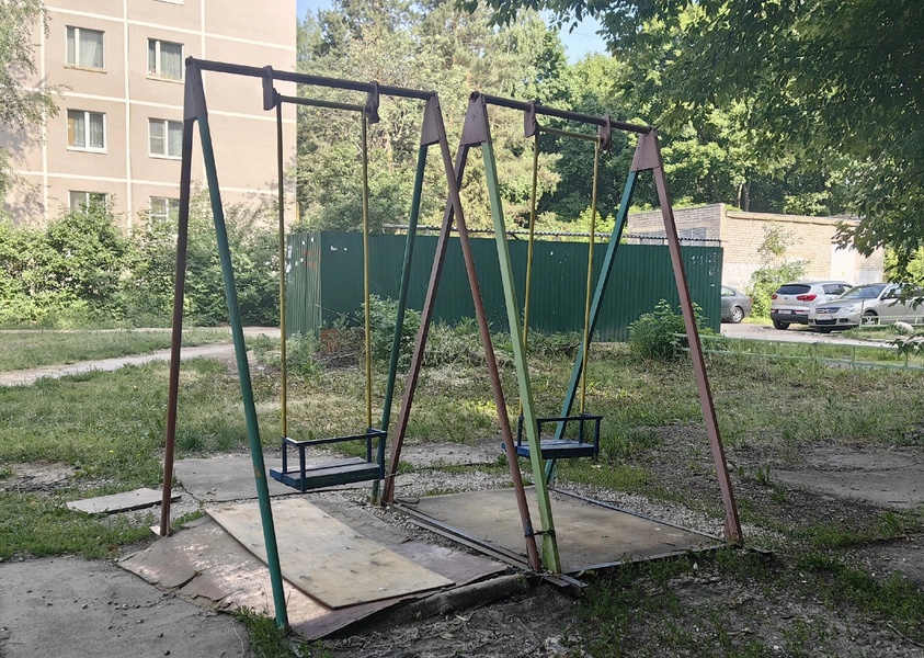 Координатор Рязанского реготделения ЛДПР Максим Мустафин: каждая третья площадка опасна для детей
