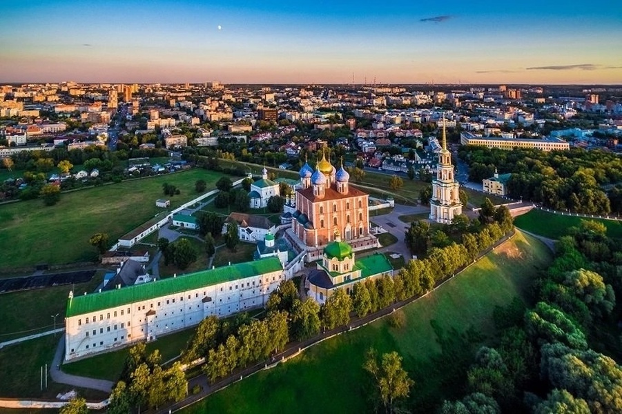 ЛДПР поздравляет рязанцев с Днём города