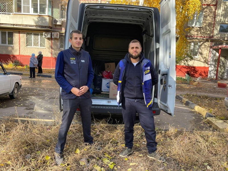 Партийцы помогли в транспортировке гуманитарного груза 