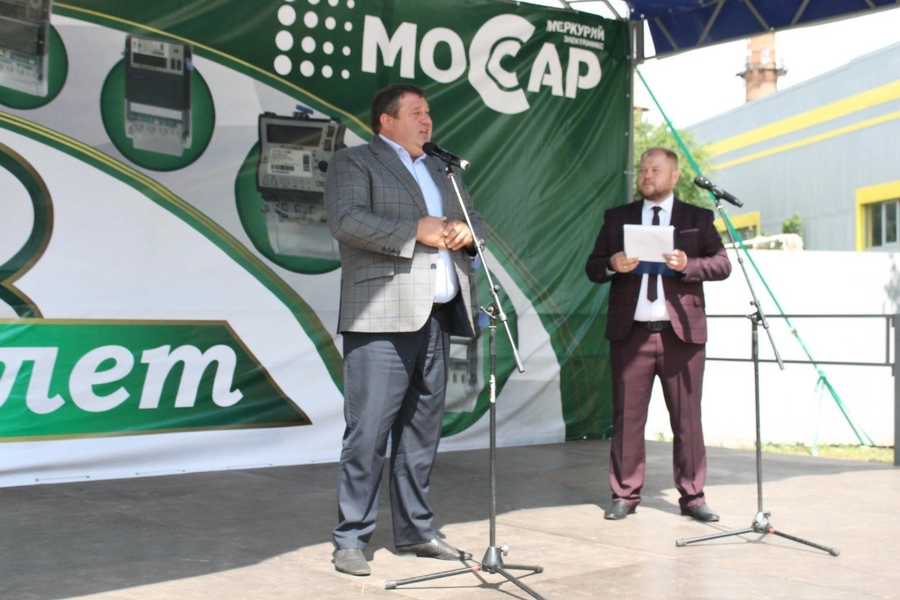 Станислав Денисенко поздравил работников производства «Моссар» с 18-летием предприятия