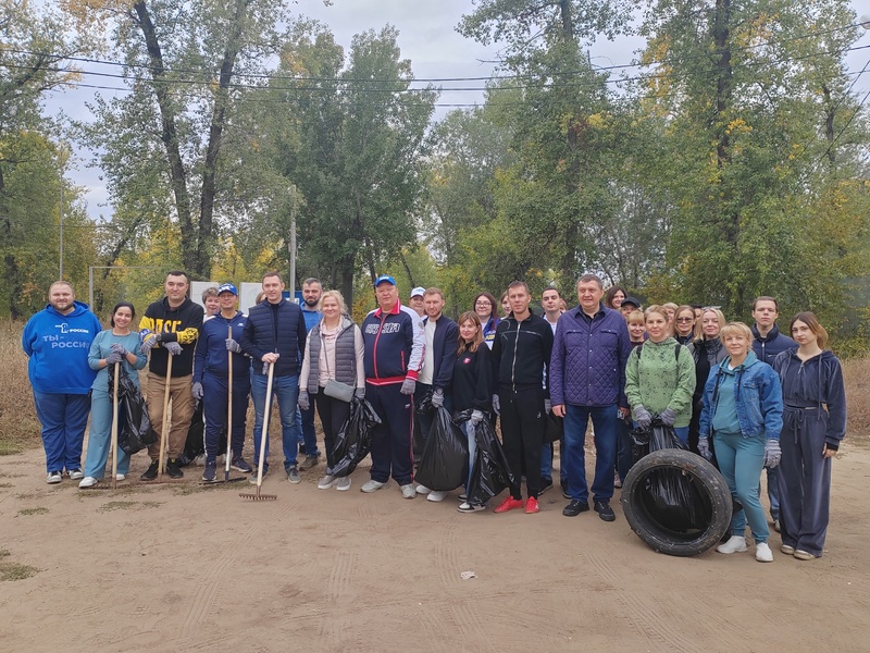 Представители ЛДПР отпраздновали День работников леса масштабным субботником