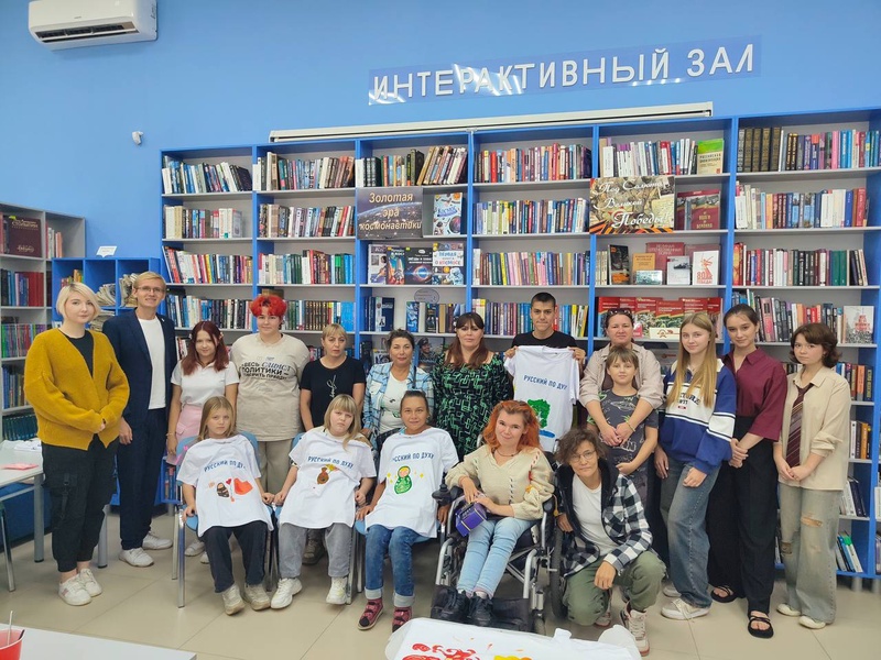 ЛДПР организовала праздник творчества для особенных детей