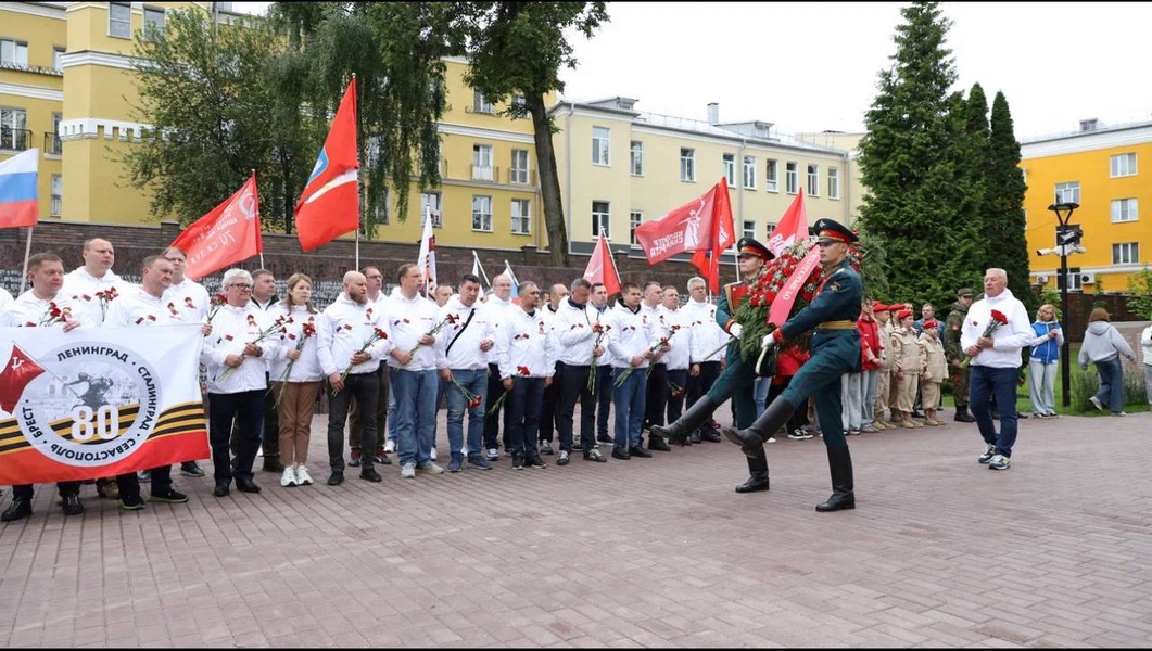 При участии ЛДПР продолжается автопробег «Дорогами Победы» 