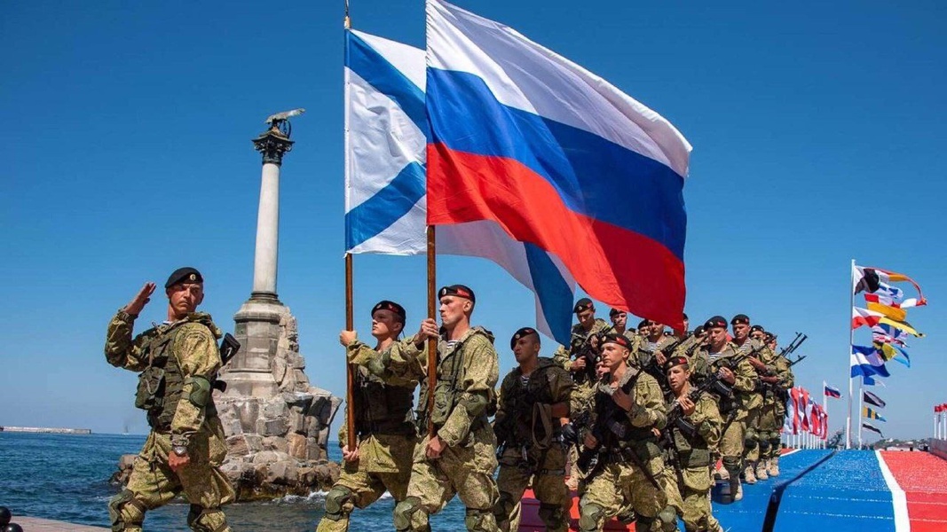 Илья Журавлев поздравляет с профессиональным праздником морских пехотинцев 